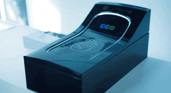 8fc2005884.gif